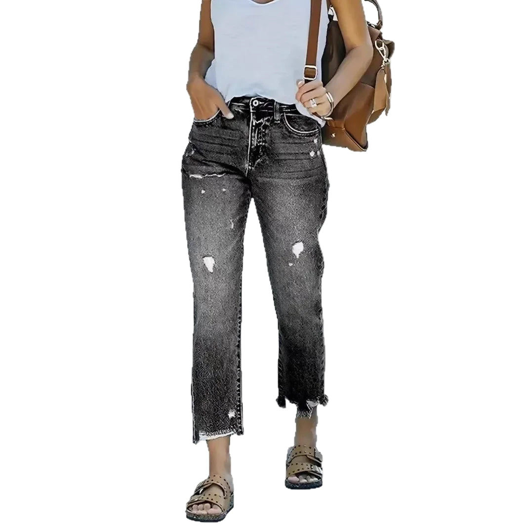 Viva Sleek 2025 Women’s Straight Leg Jeans with Hole Details and Button Decoration – Trendy Casual Denim Pants